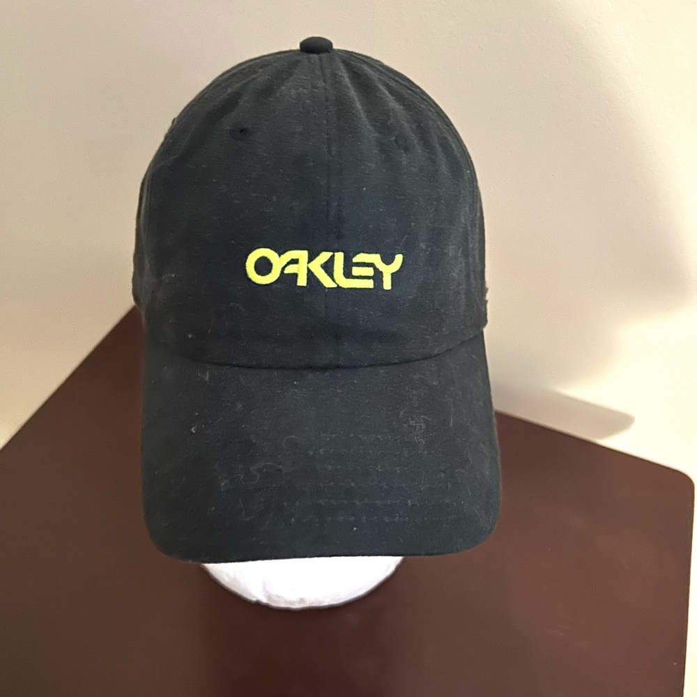 Oakley Blackout 6 panel washed cotton strap back adjustable hat neon letters